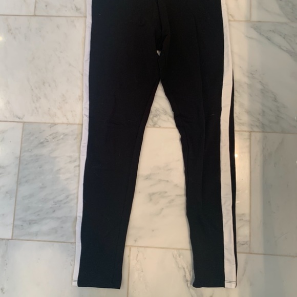 Leggings - Picture 2 of 2